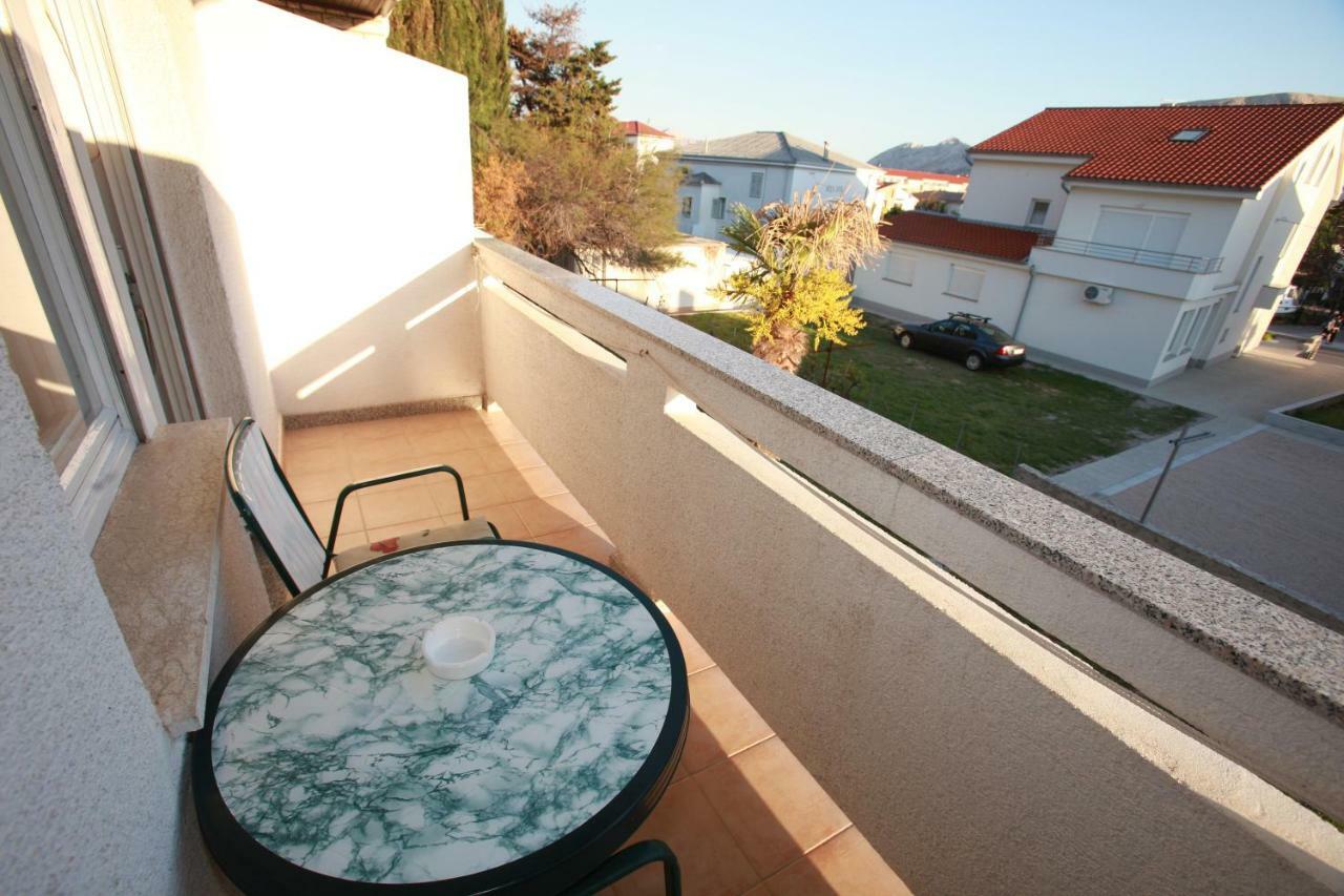 Rooms & Apartment Albina Baška Extérieur photo
