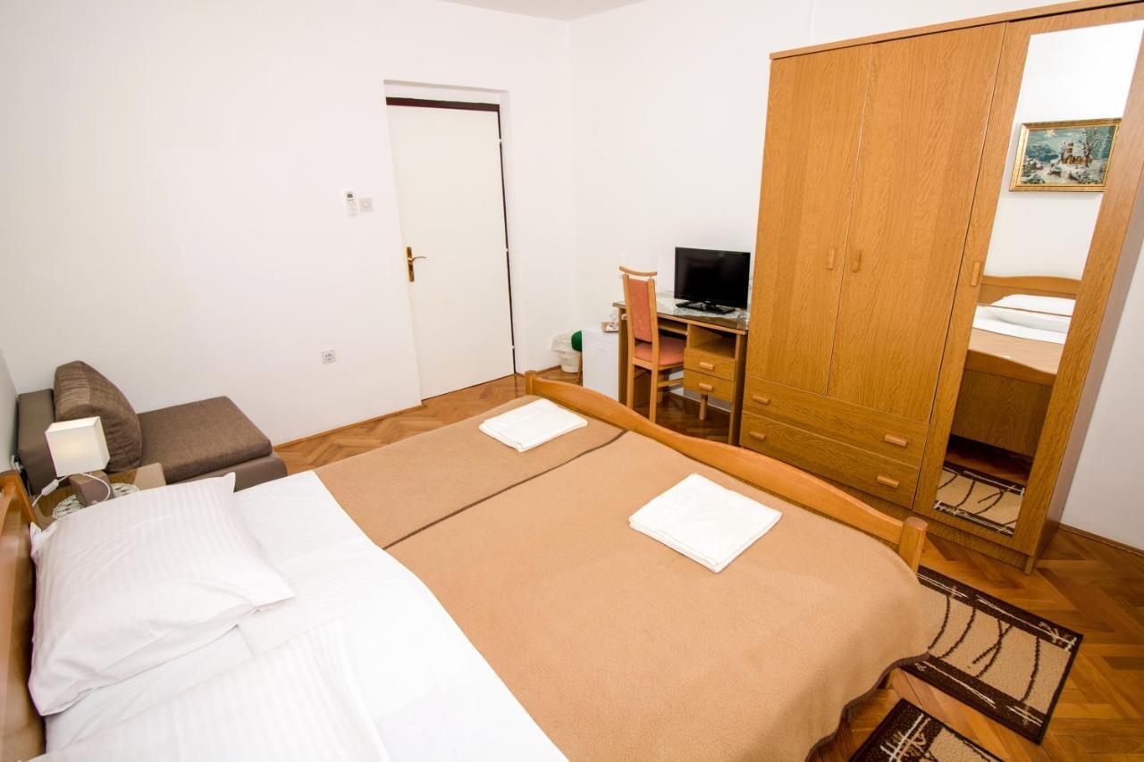 Rooms & Apartment Albina Baška Extérieur photo