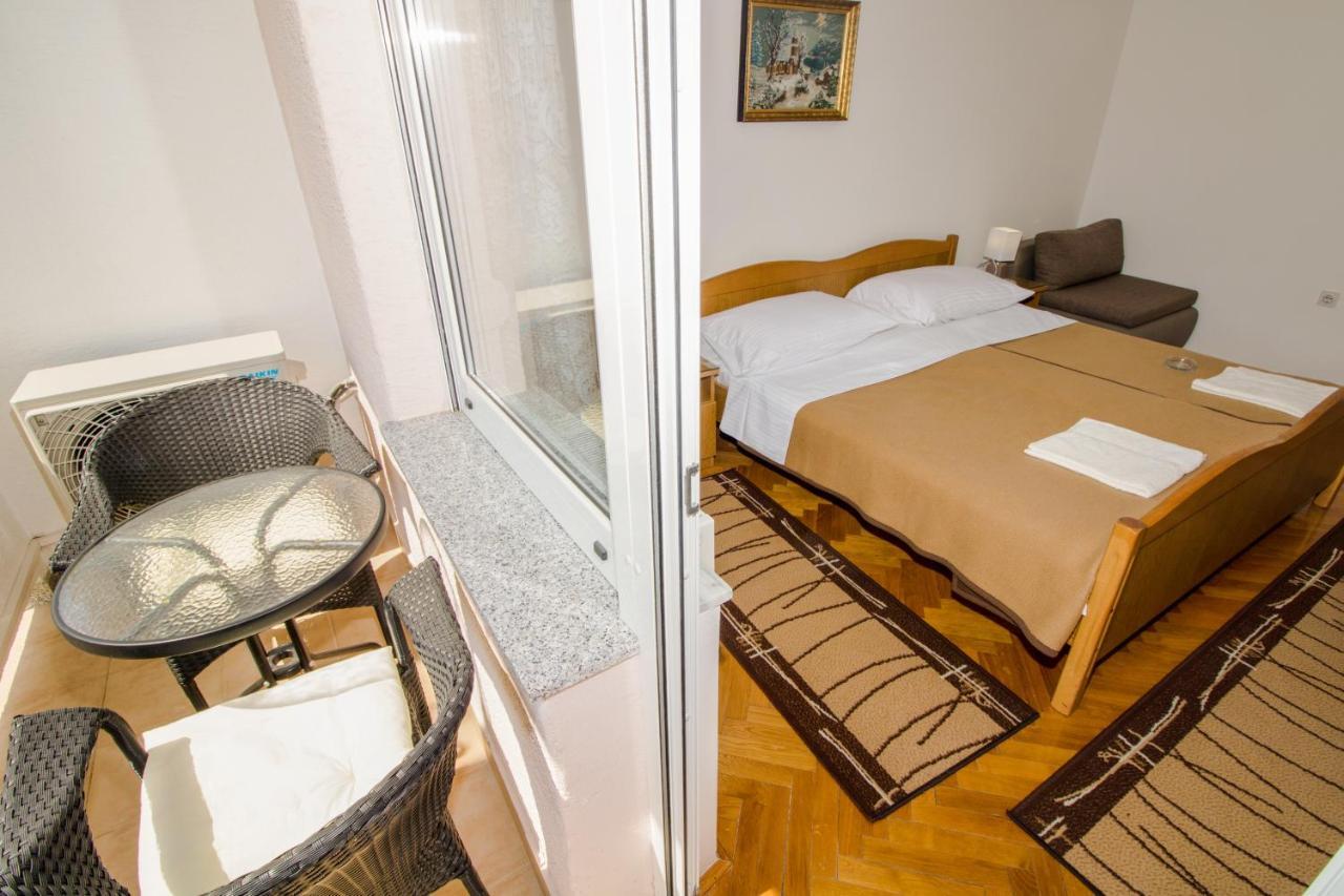 Rooms & Apartment Albina Baška Extérieur photo