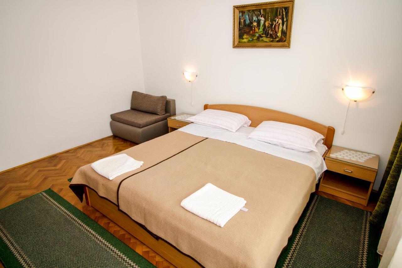 Rooms & Apartment Albina Baška Extérieur photo